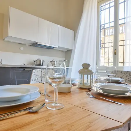 Apartment Charme