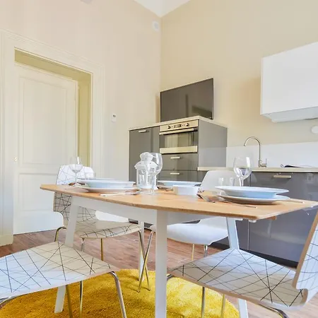 Charme Apartment Milan