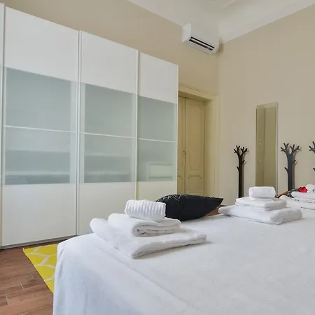 Apartment Charme